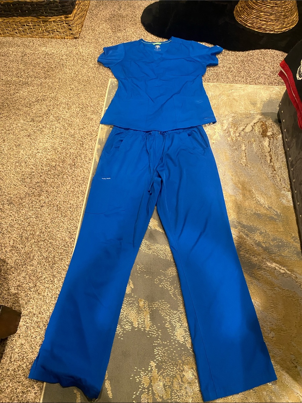 Healing hands works Women’s Medical Scrub Set - Royal Blue Pants & Top